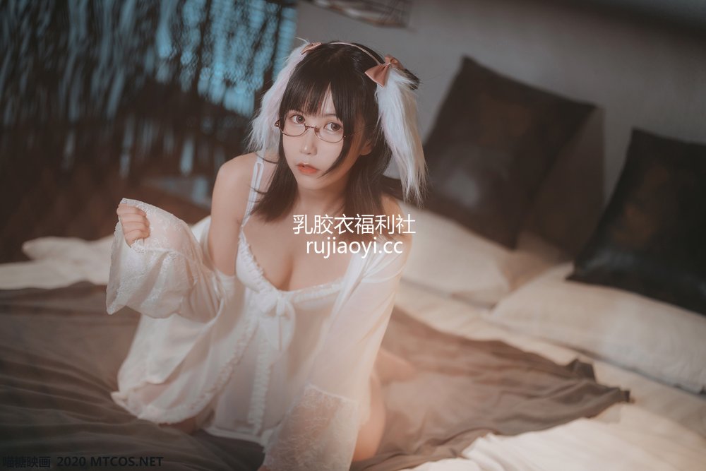 [喵糖映画] VOL.139 白色私房睡裙 [30P226M]