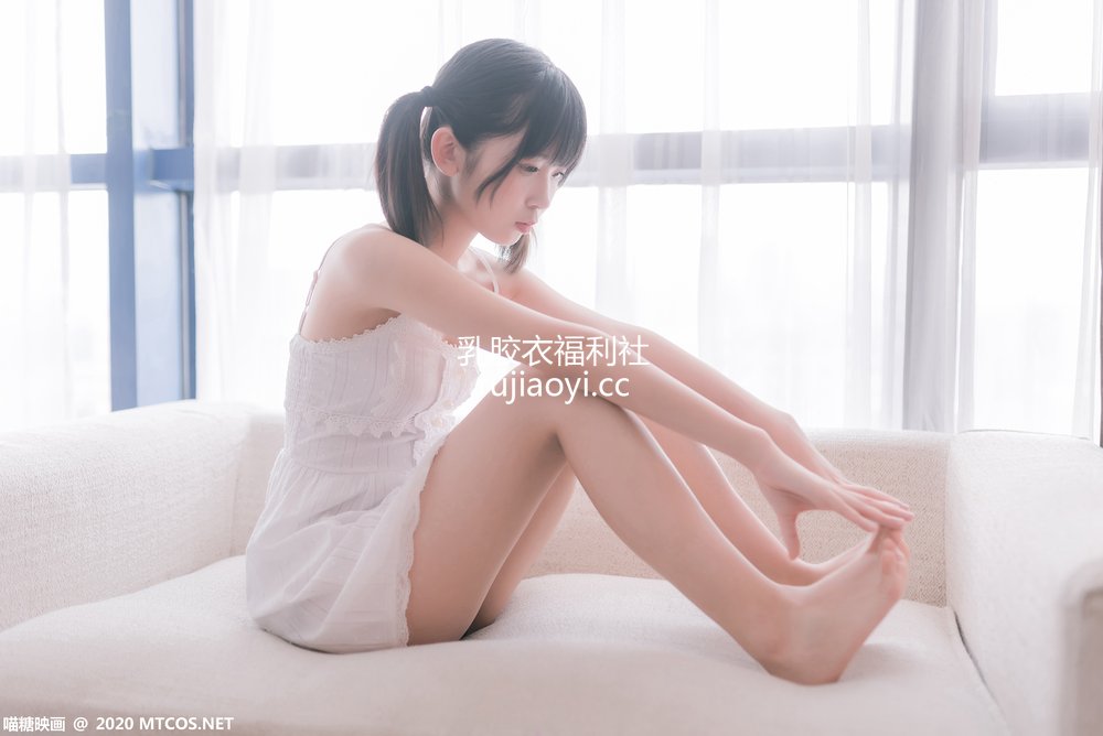 [喵糖映画] VOL.177 白裙少女 [47P233M]