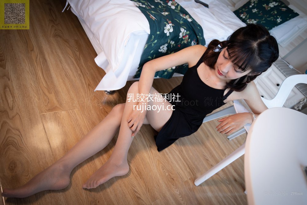 [山茶摄影Iss] NO.156 小雪脱丝袜 [89P239MB]