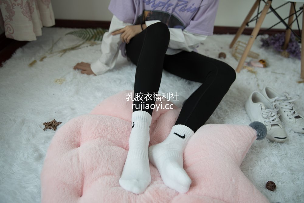 [物恋传媒] No.400 elise-梦幻纯情 [118P1V3.14GB]