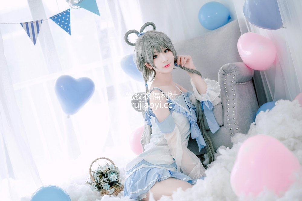 [网红杂图] 弥音音ww – 洛天依 生日快乐 [10P28MB]