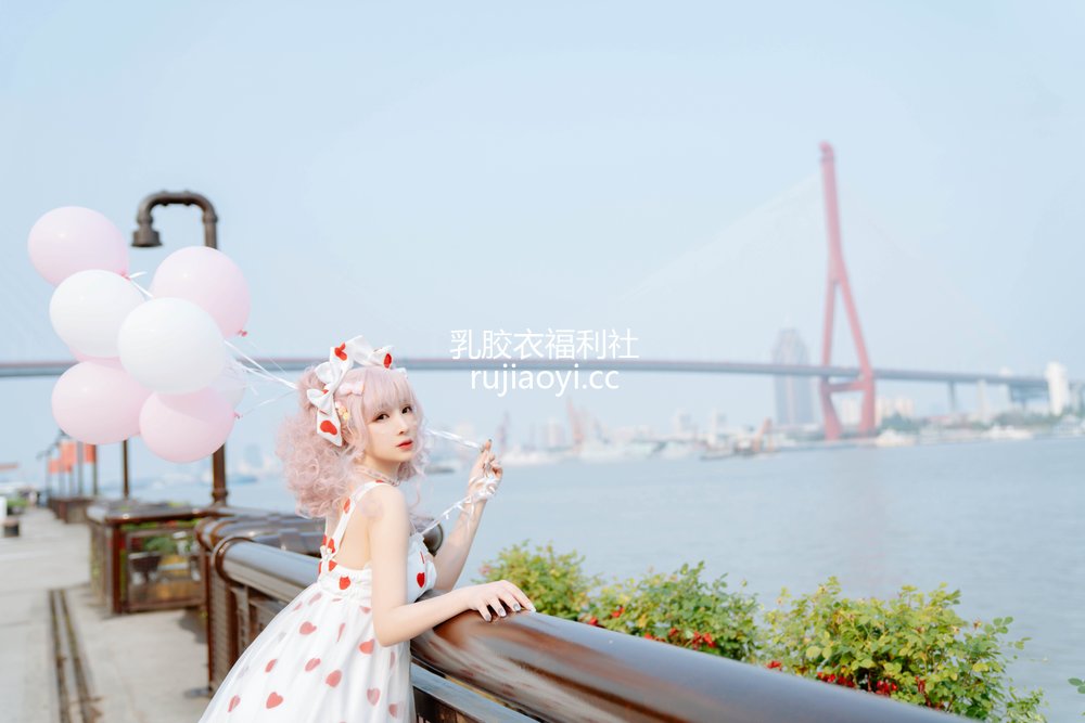 [网红杂图] 叉子宝宝 – 夏日 [12P17MB]