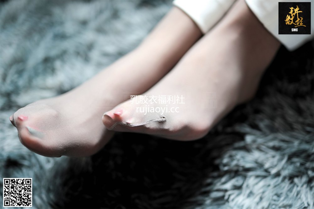 [丝慕GIRL] TX004 诗晴《天鹅绒裤里丝》 [73P230MB]