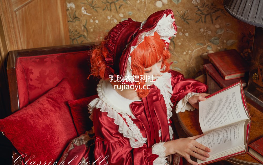 [网红杂图] 阿包也是兔娘 – lolita红裙2 [28P357MB]