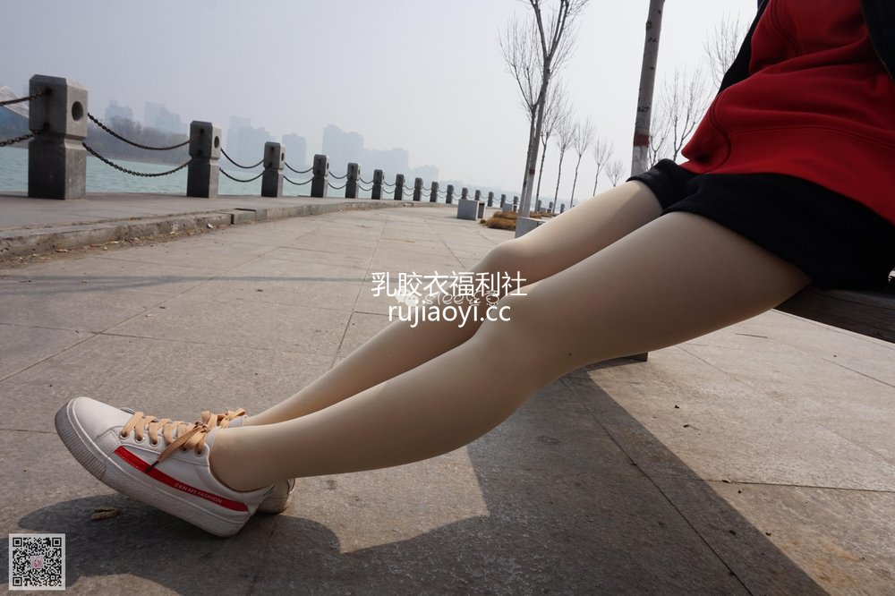 [SIEE丝意] No.062 琦琦 肉丝白鞋最配 [78P115MB]