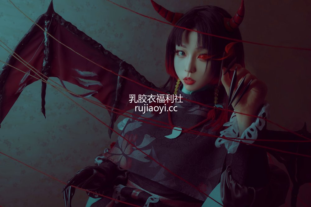 [网红杂图] 白易子教主 – 阴阳师 吸血姬 [12P165MB]