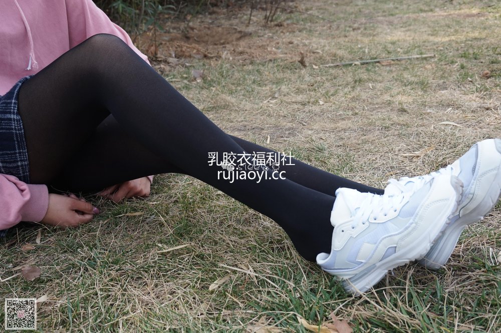 [SIEE丝意] No.061 楠楠 中厚黑丝 [67P159MB]