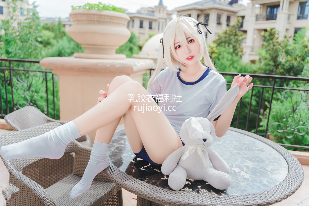 [网红杂图] 猫君君MaoJun – 体操服穹妹 [40P537MB]