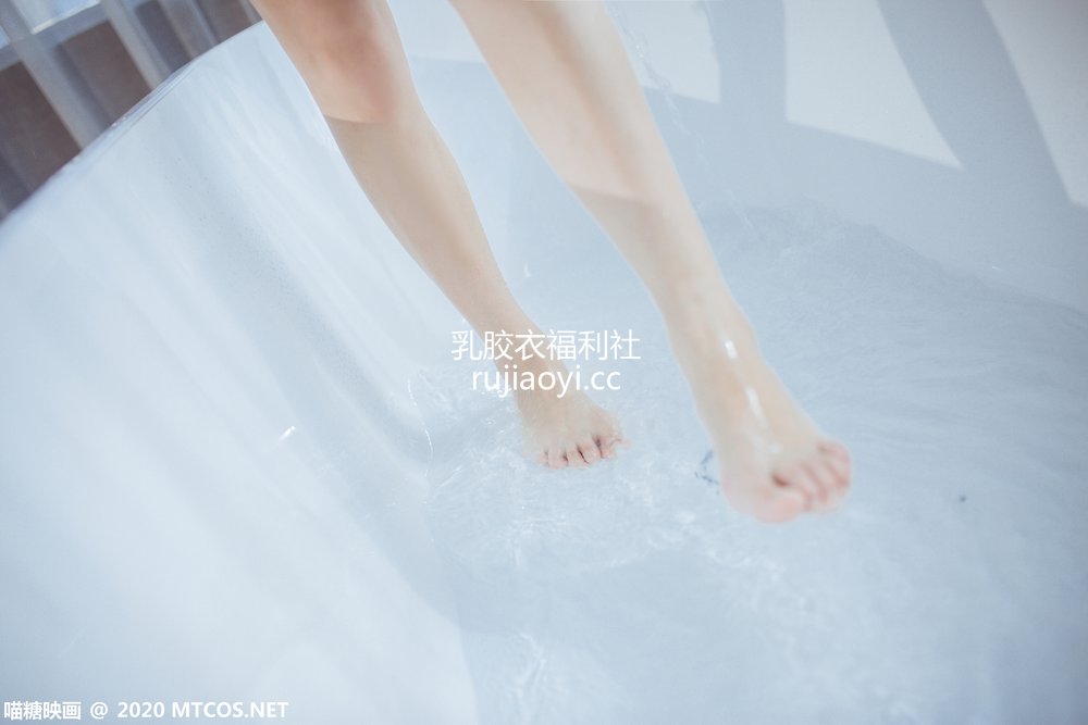 [喵糖映画] VOL.203 浴缸泳衣 [27P289MB]