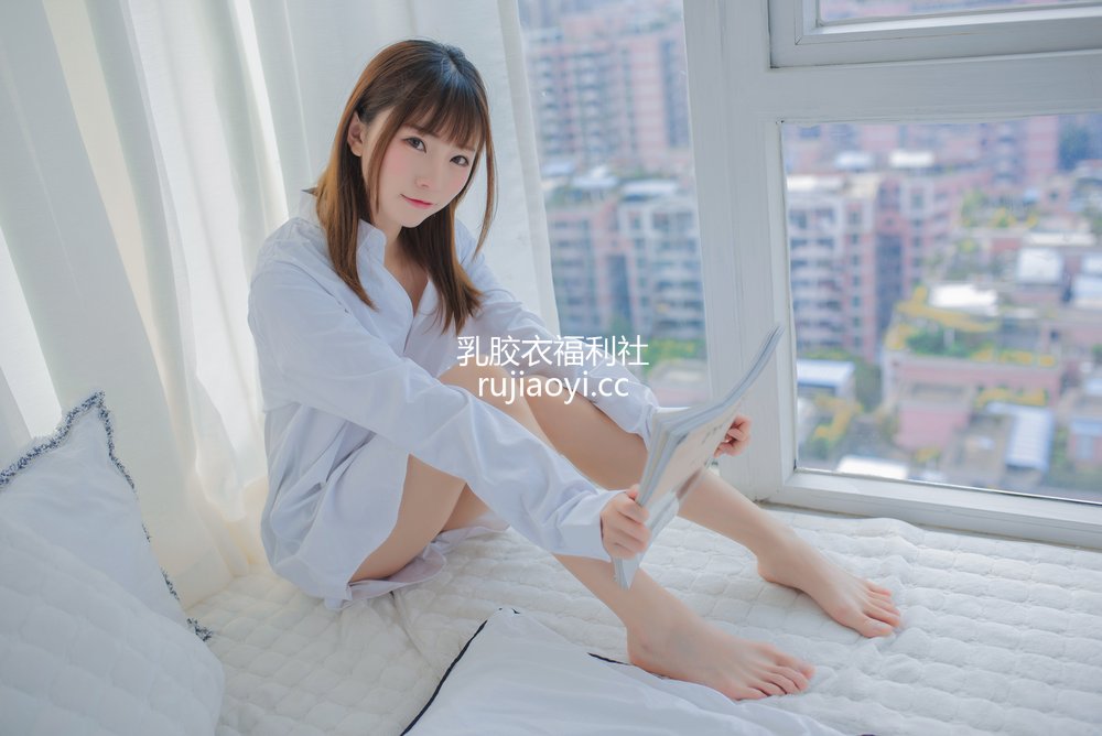 [网红杂图] Kitaro_绮太郎 – 白衬衫 [48P297M]