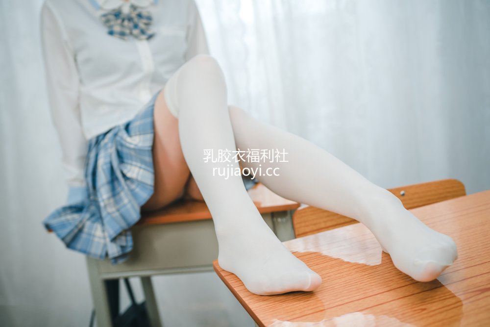 [喵糖映画] VOL.262 宅家妹妹 [39P226MB]