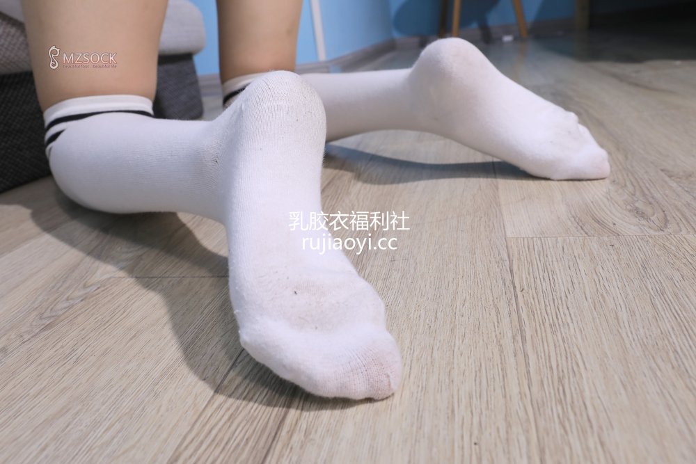 [MZSOCK爱美足] No.065 雪雪 [33P133MB]