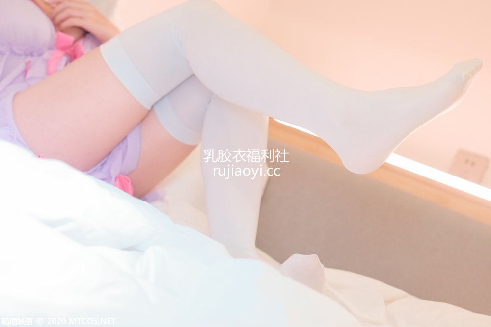 [喵糖映画] VOL.247 加藤惠礼服 [20P397MB]