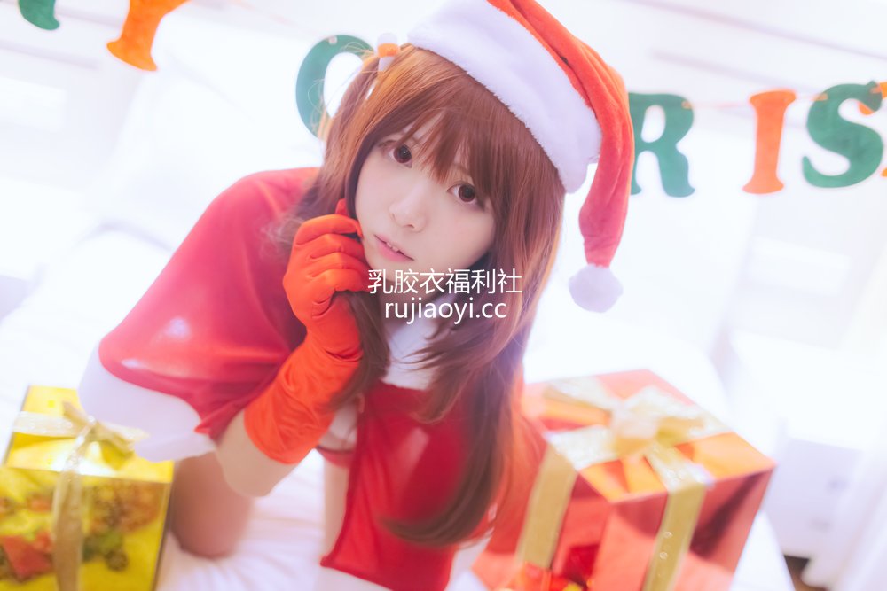[网红杂图] 闪月半 – Merry Christmas [6P48MB]