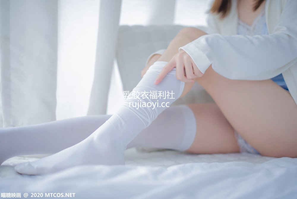 [喵糖映画] VOL.251 纯纯的兔耳女友 [58P462MB]