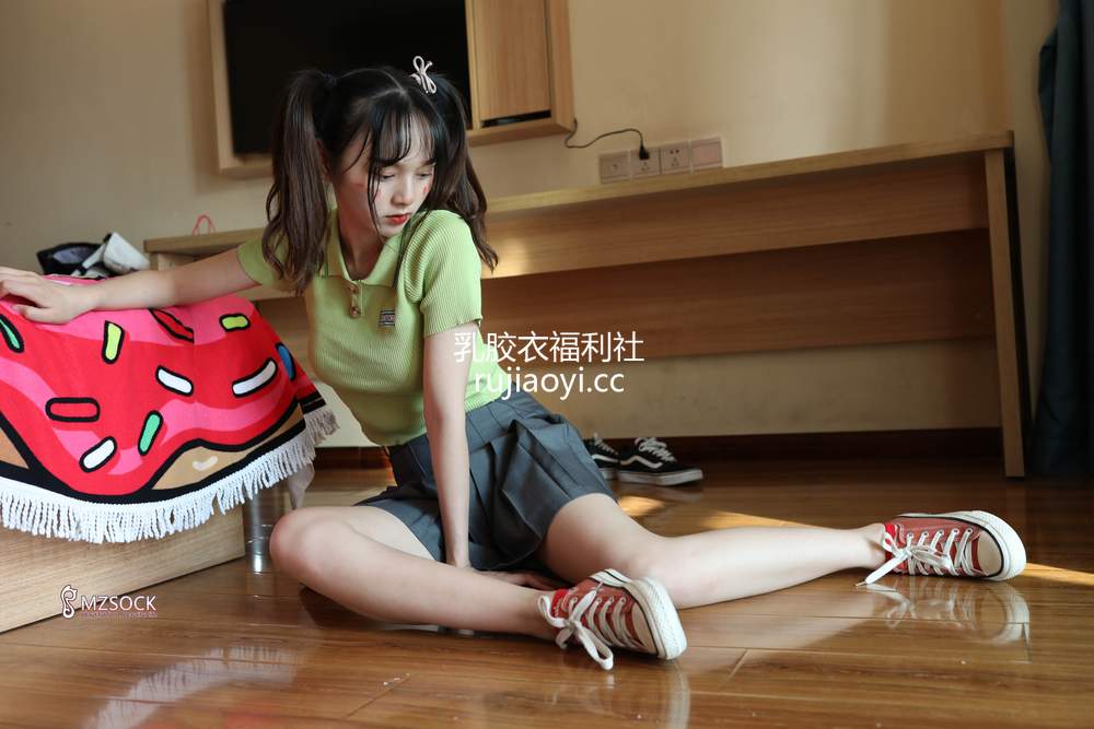[MZSOCK爱美足] No.084 悦悦 [79P182MB]