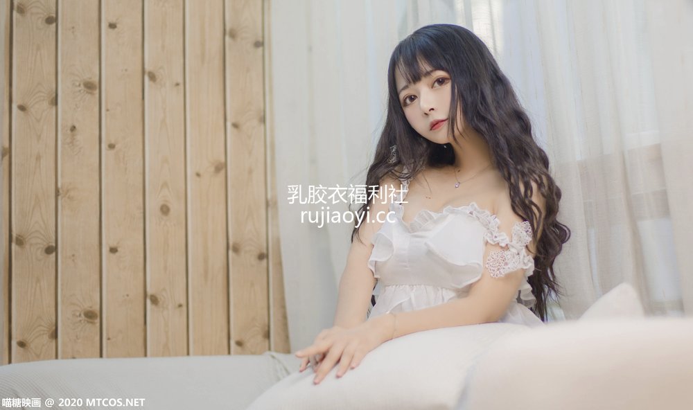 [喵糖映画] VOL.288 客厅少女 [20P137MB]
