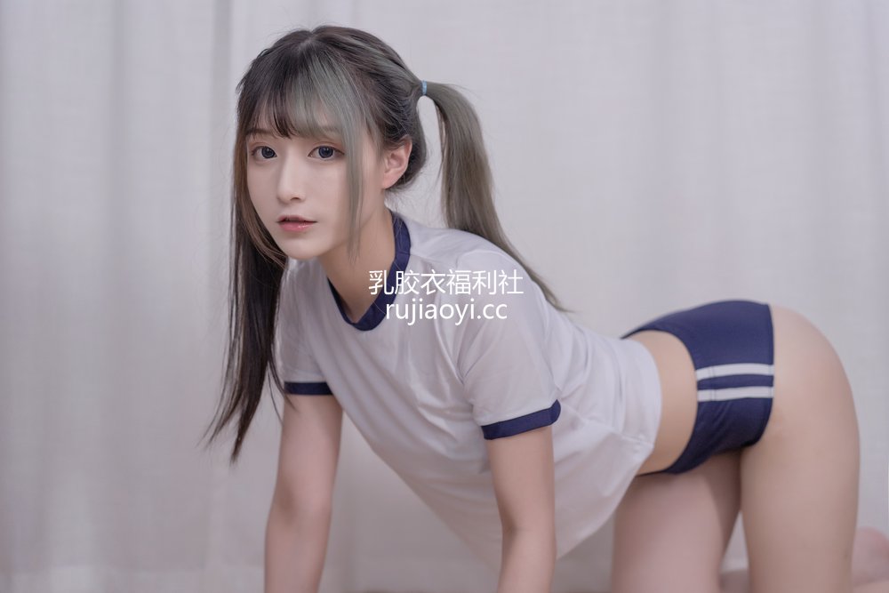 [网红杂图] 铁板烧鬼舞w – 体操服 [18P236MB]