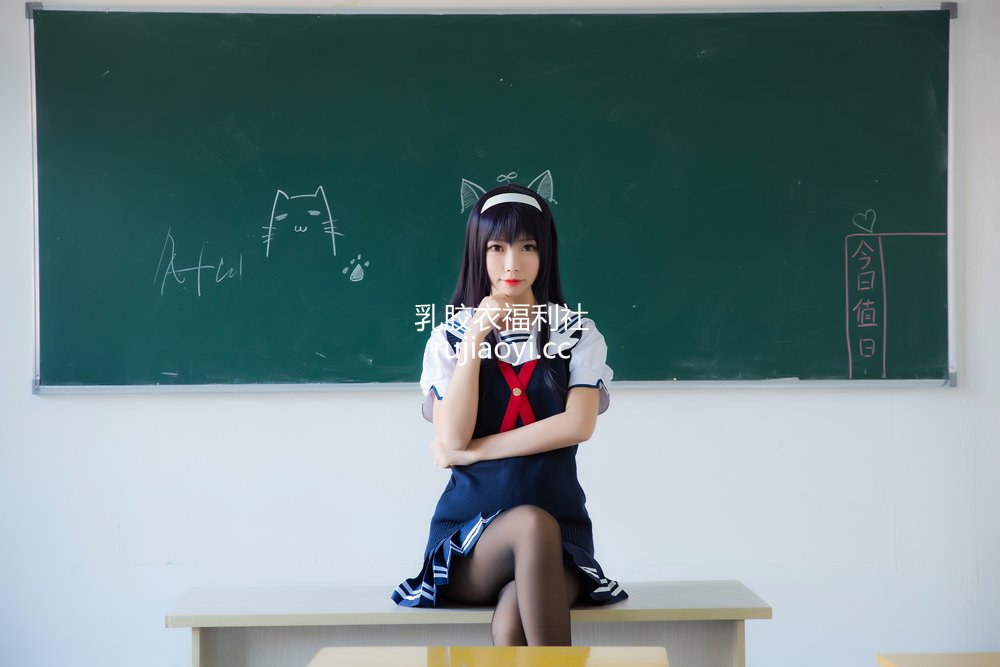 [网红杂图] 大肉丸Amiee – 校服 [11P76M]