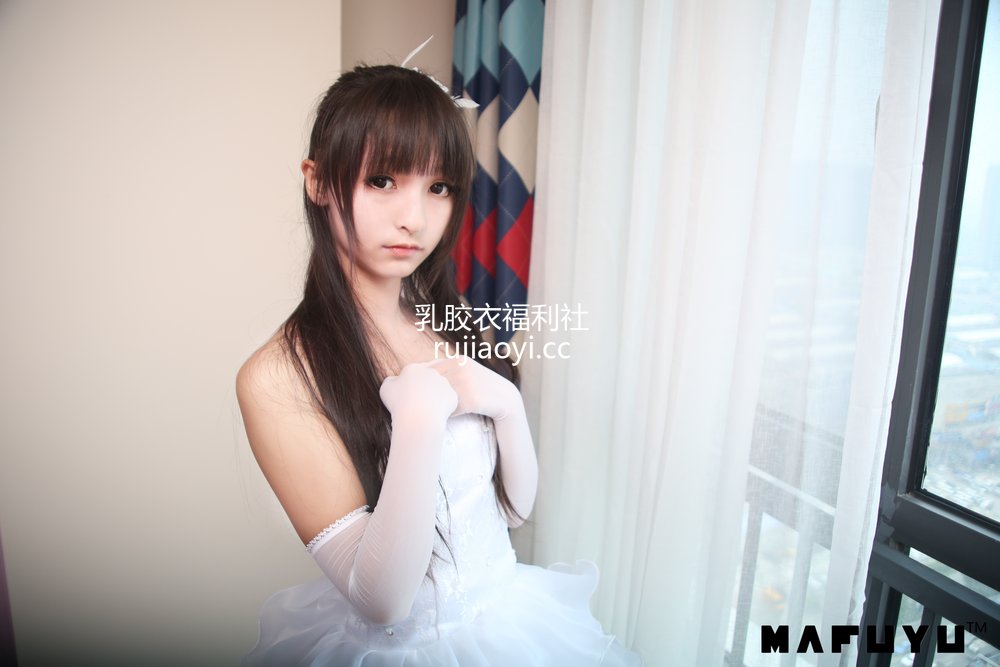 [网红杂图] 神楽坂真冬 – 婚纱系列 [71P796M]