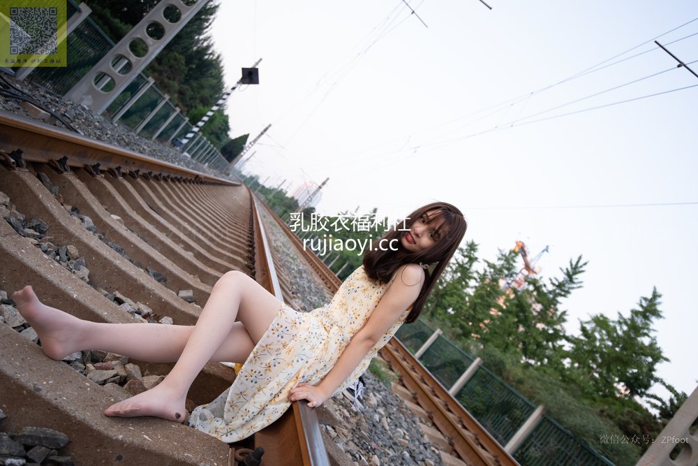 [山茶摄影Iss] NO.197 丝袜穿搭40 [64P620MB]