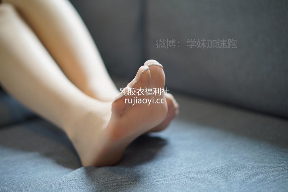 [学妹加速跑] XM011《小冉学妹2》[88P86MB]
