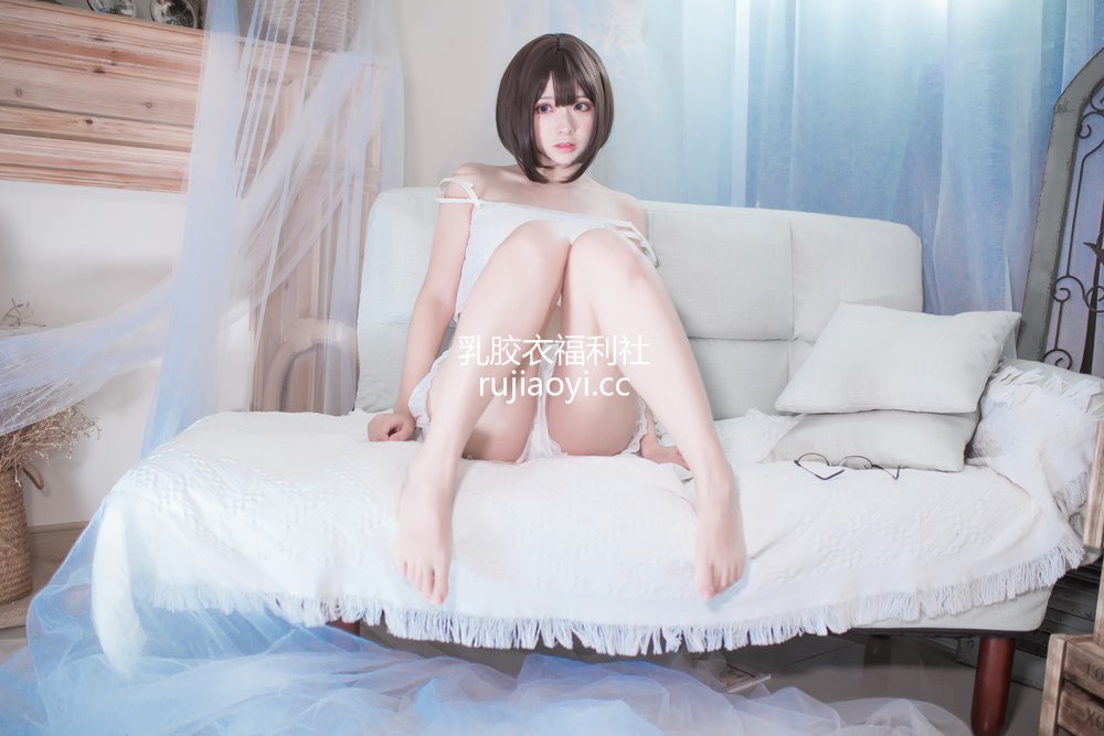 [网红杂图] 疯猫ss – 眼镜娘 [30P257MB]