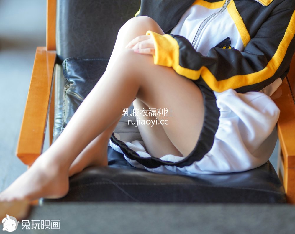 [网红杂图] 日奈娇 – 蕾姆 [27P642M]