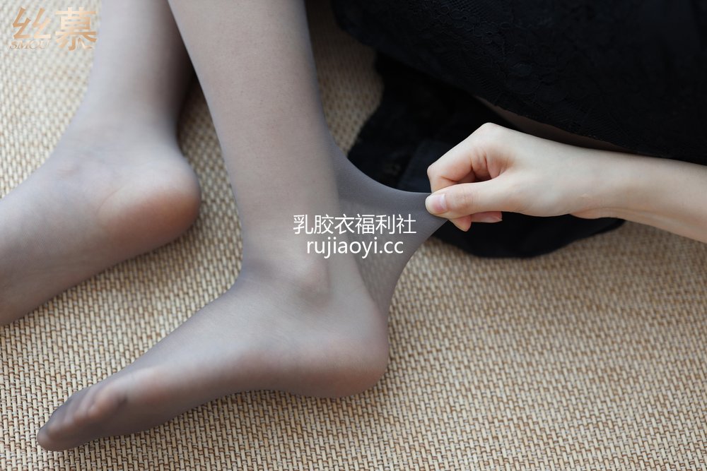 [丝慕GIRL] TX035 可儿《踩丝茶艺师》 [80P126MB]