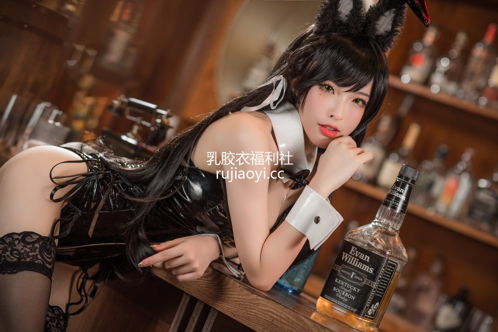 [网红杂图] 清水由乃 – 爱宕兔女郎 [42P1V1.00GB]