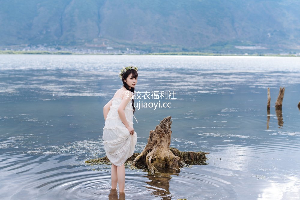 [喵糖映画] VOL.306 海边姑娘 [38P617MB]