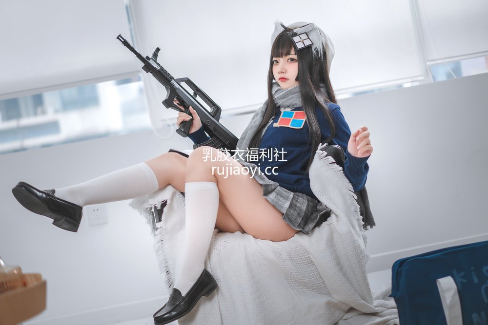 [网红杂图] 二佐Nisa – 95式JK [13P194MB]