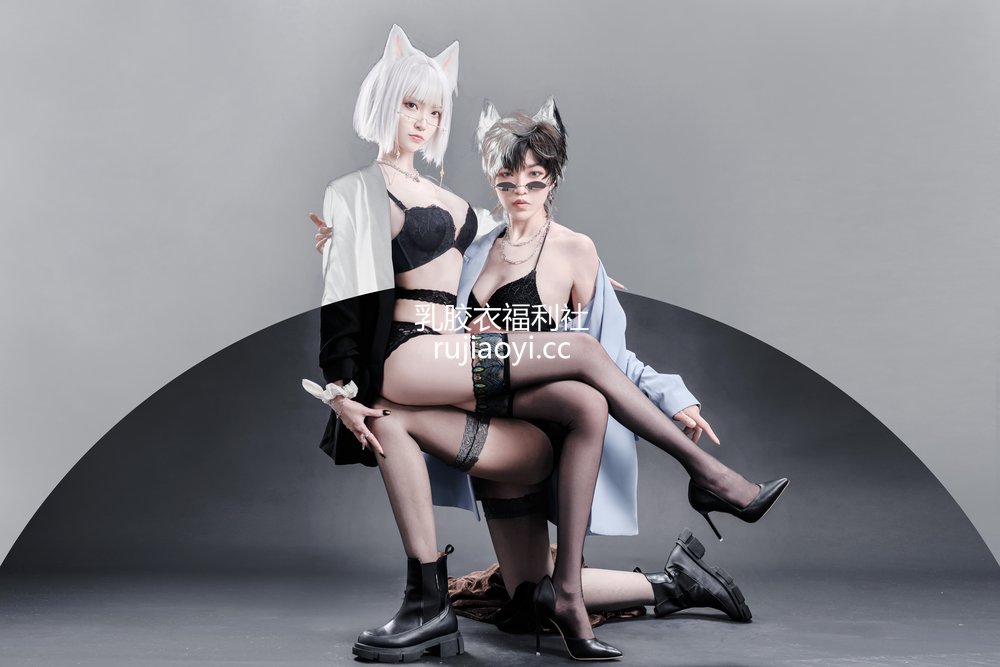 [网红杂图] 青青子Js&李翎 – 狐狸和狼 [18P239MB]