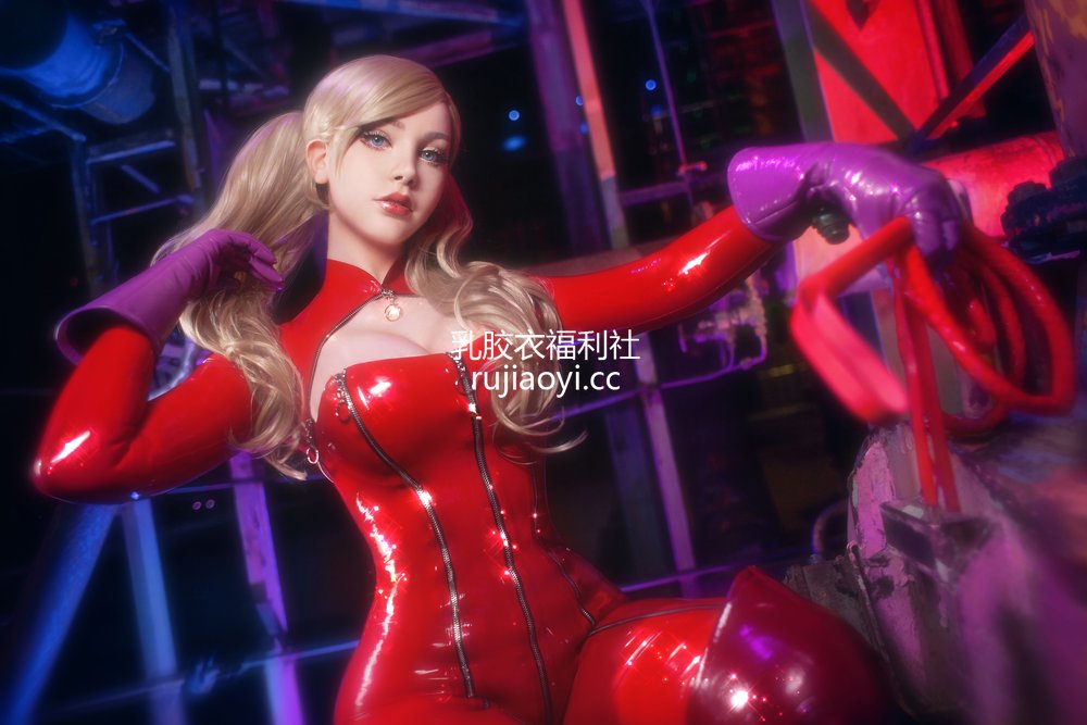 [网红杂图] SayaTheFox – Ann Takamaki [10P90MB]