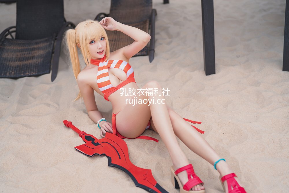 [网红杂图] 瓜希酱 – 尼禄水着 [20P91MB]