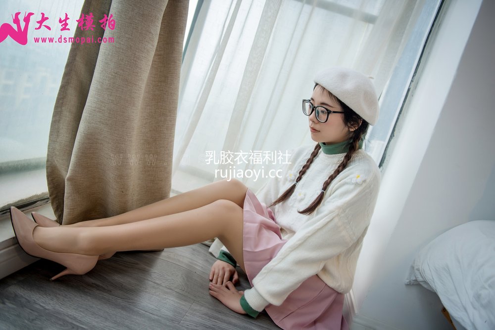 [大生模拍] No.226 夏夏 清纯眼镜妹 [46P272MB]