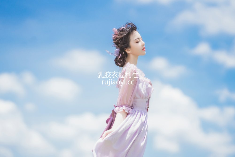 [网红杂图] 桜桃喵 – 少女之紫萱 [15P283MB]