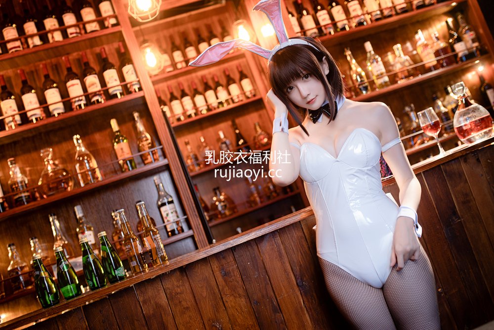[网红杂图] 星之迟迟 – 加藤惠 兔女郎 [46P1V206MB]
