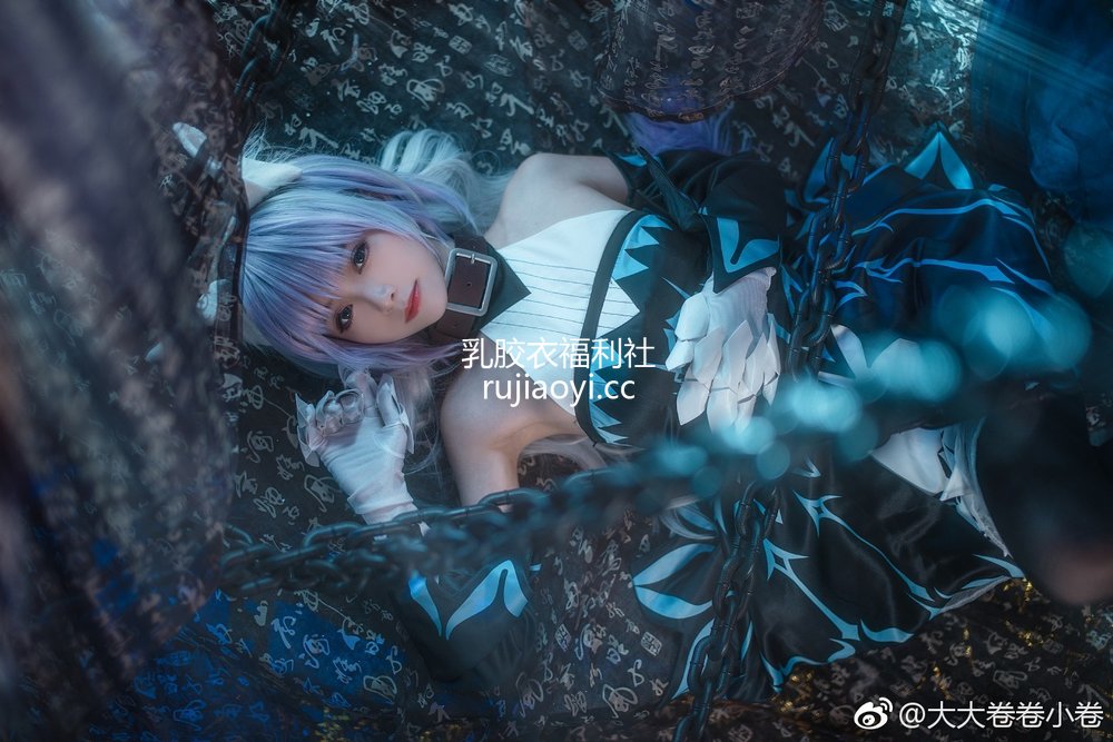 [网红杂图] 大大卷卷小卷 – 超时空 [8P31MB]
