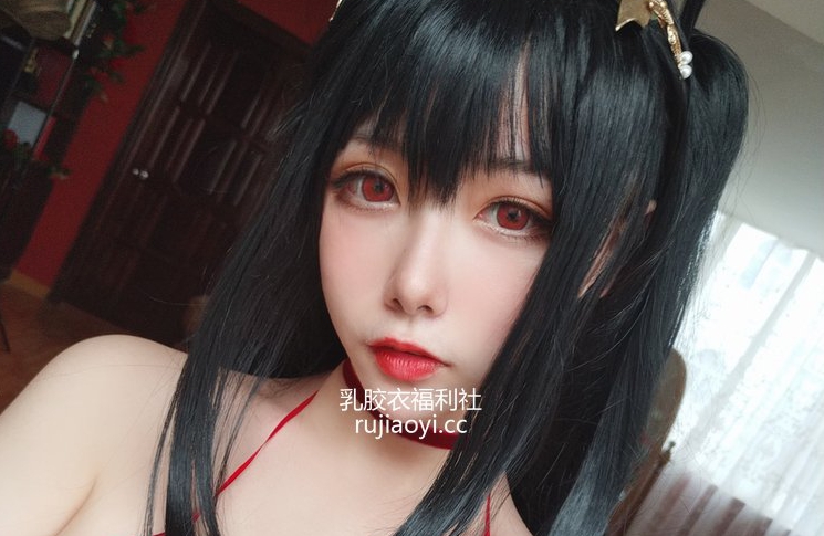[网红杂图] Momoko葵葵 – 大凤之自拍 [31P49MB]