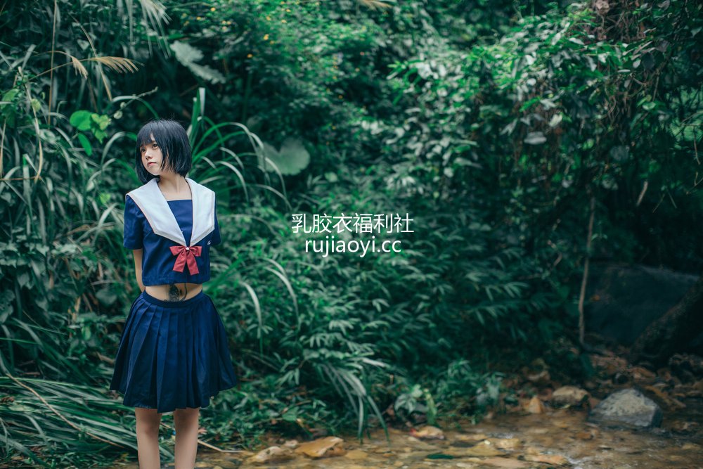 [网红杂图] 小野妹子w – 小溪 [9P32MB]