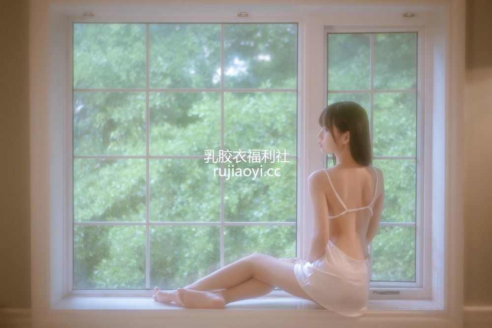 [网红杂图] 萌芽儿o0 – 遐 私房 [43P1.00GB]