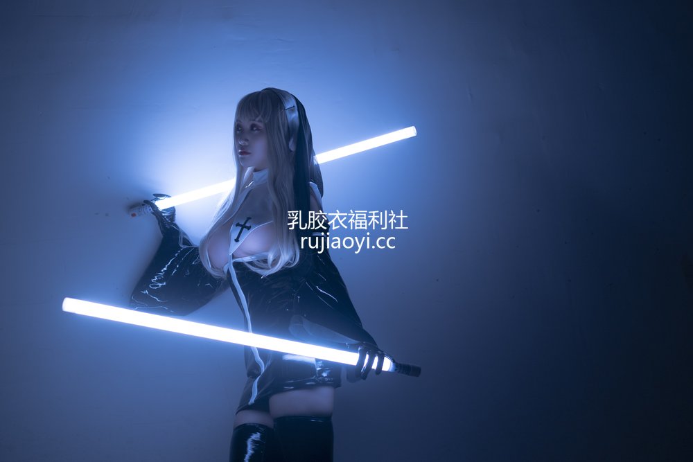 [网红杂图] 脱尾巴Mizuki – 修女 [27P139MB]