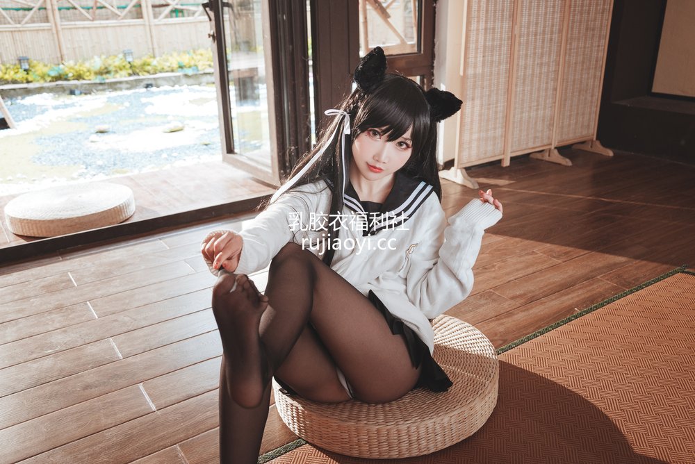 [网红杂图] 面饼仙儿 – 爱宕JK2 [47P1V528MB]