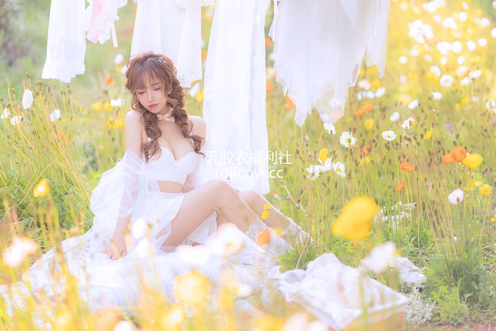 [网红杂图] 过期米线线喵 – 夏日限定 晒衣服 [41P68MB]