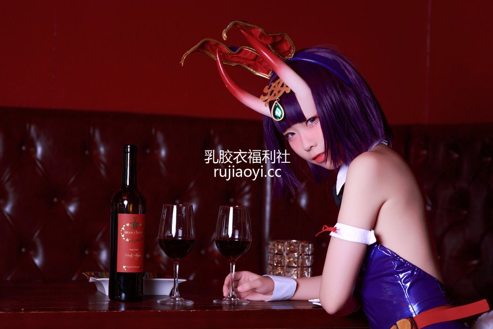 [网红杂图] G44不会受伤 – 酒吞兔女郎 [16P47MB]