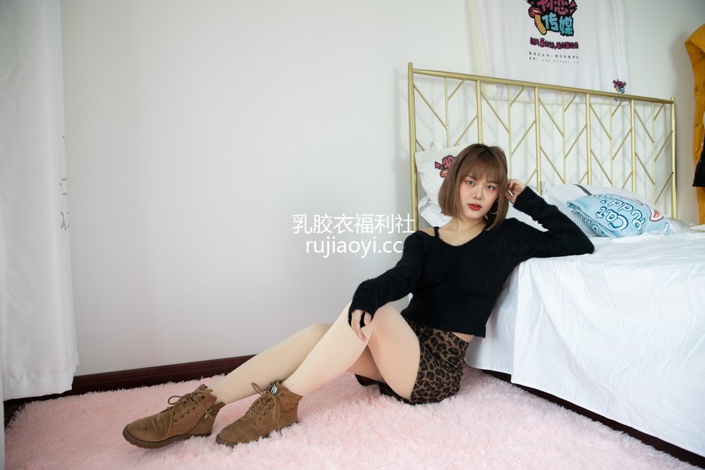 [物恋传媒] No.639 点点-夜之暗香 [152P1V3.93GB]