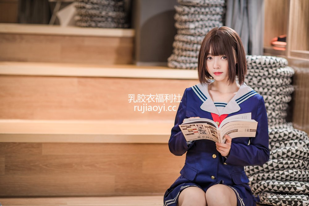 [网红杂图] 大大卷卷小卷 – 加藤惠校服 [19P278MB]