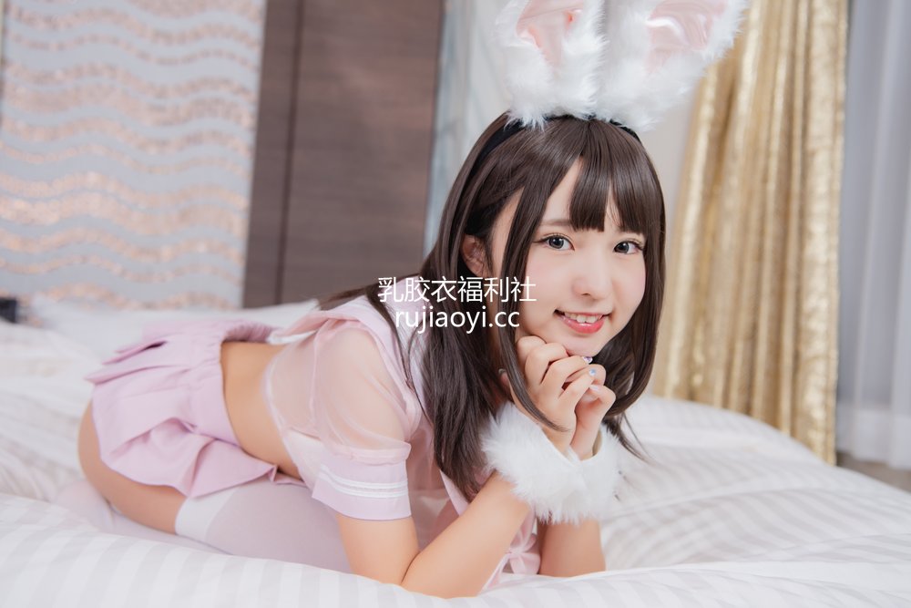 [网红杂图] 豆腐店 – 透明水兵 [146P113M]