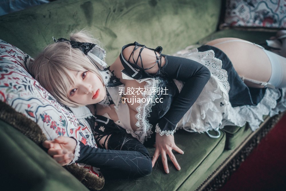 [网红杂图] [DJAWA] BamBi – Azur Lane HMS Formidable [79P748MB]
